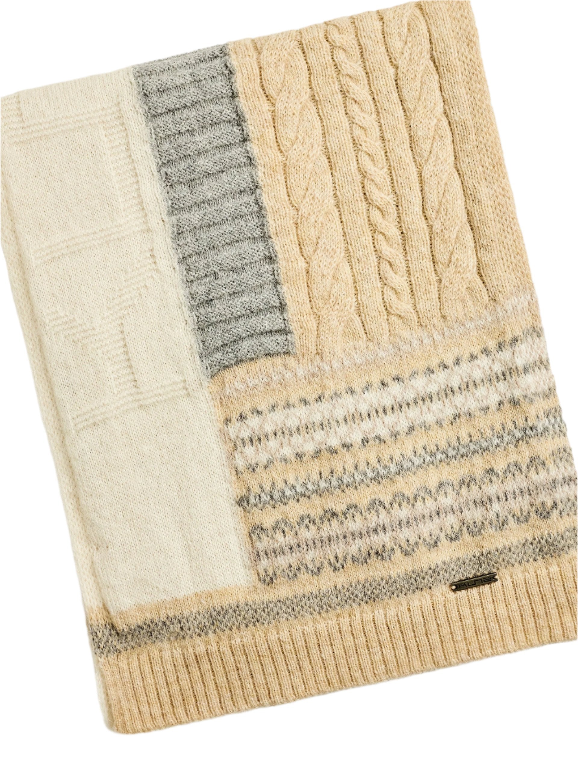 Ysadora Scarf Baby Alpaca Color Beige