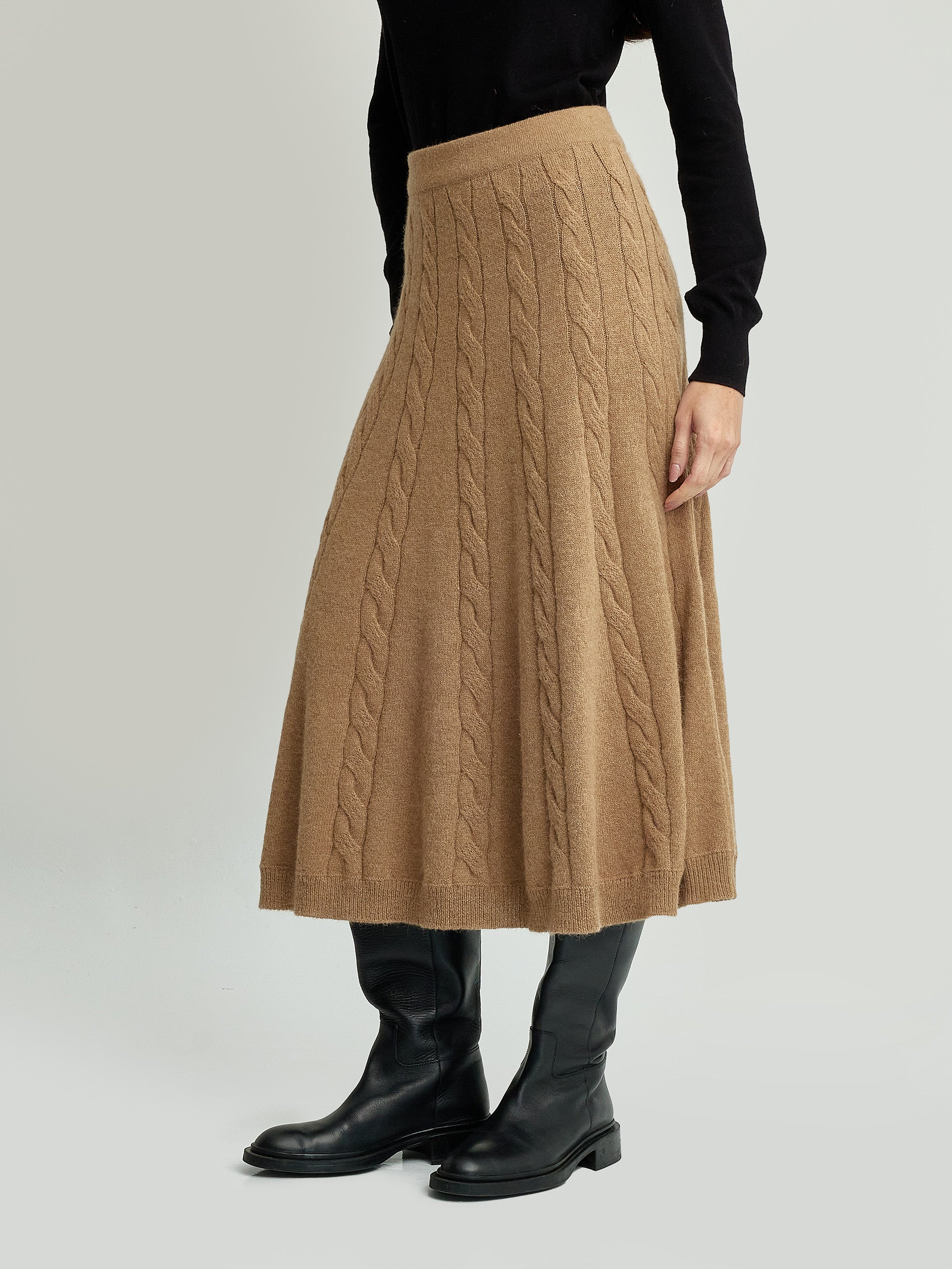 Yessica Skirt Baby Alpaca Color Camel