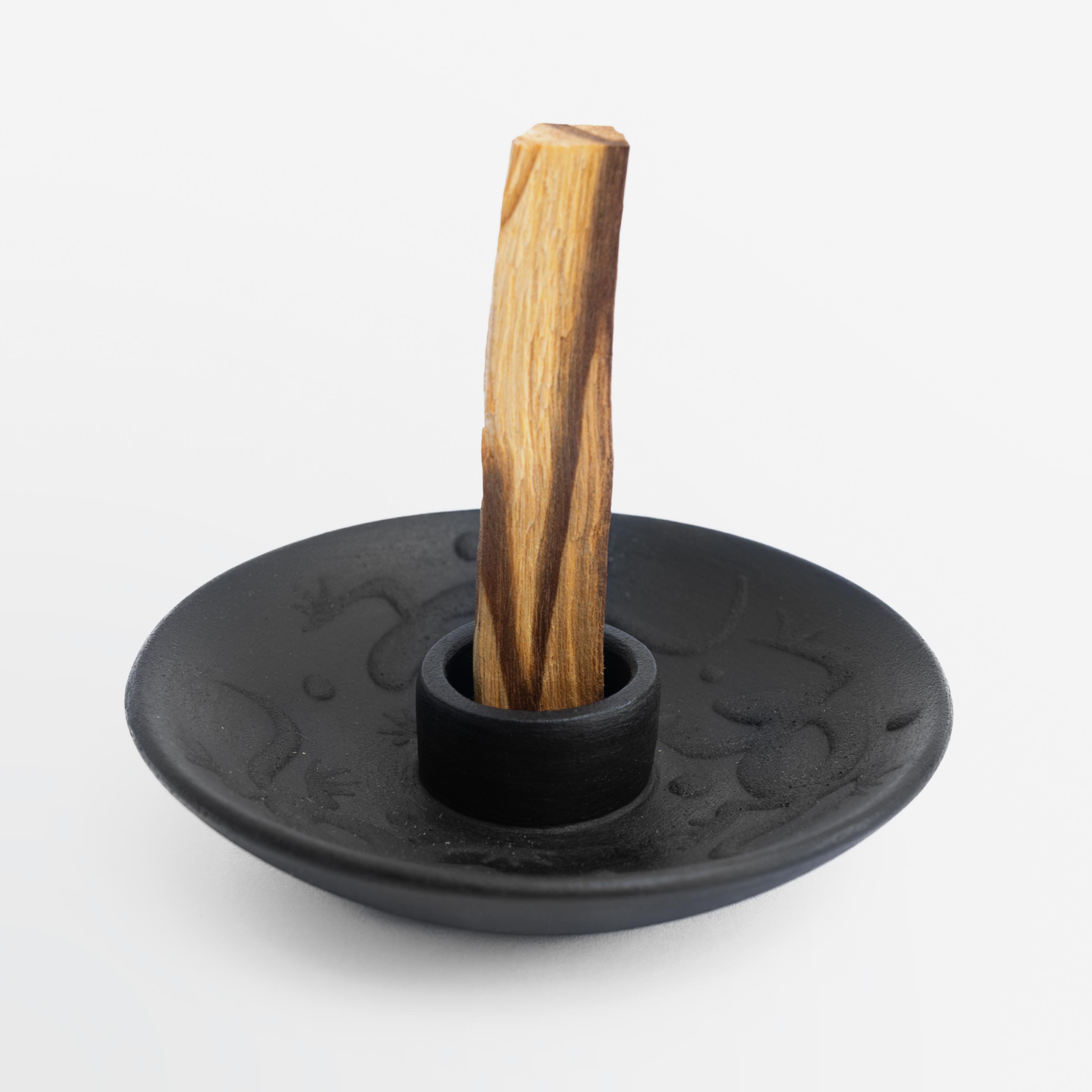 Palo Santo Holder Black Matte (with five Palo Santo Sticks)