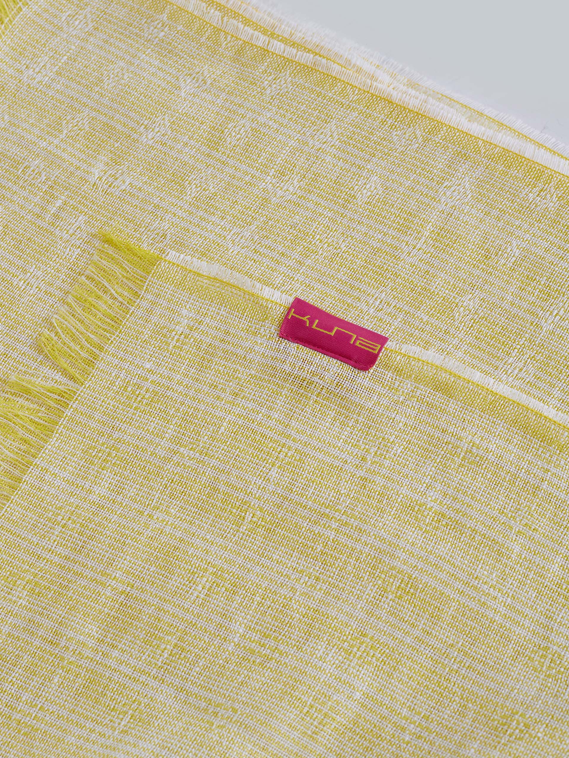 Willkomen Shawl Linen Color Yellow