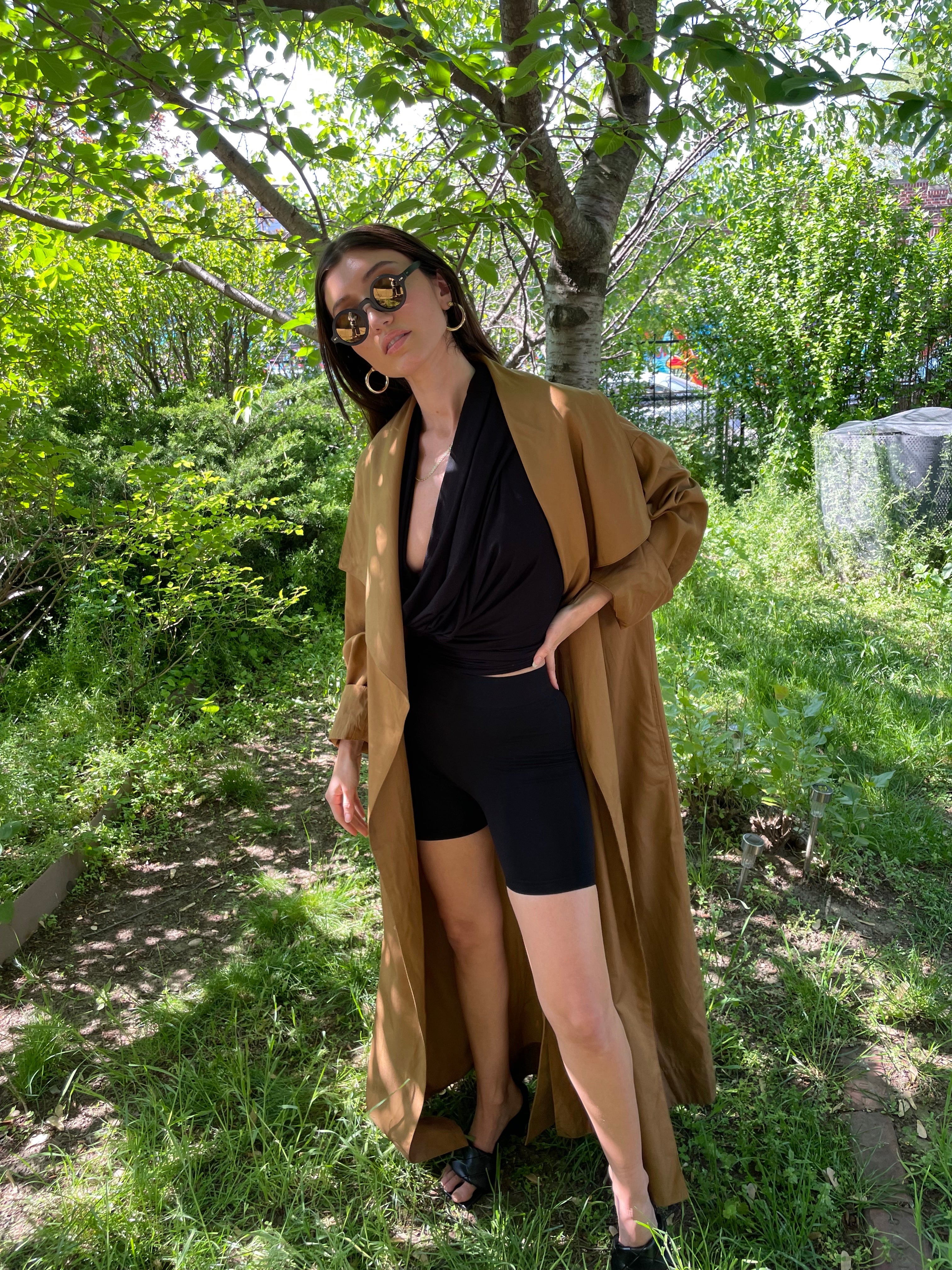 Long Camel Trench Coat Lâcher Prise