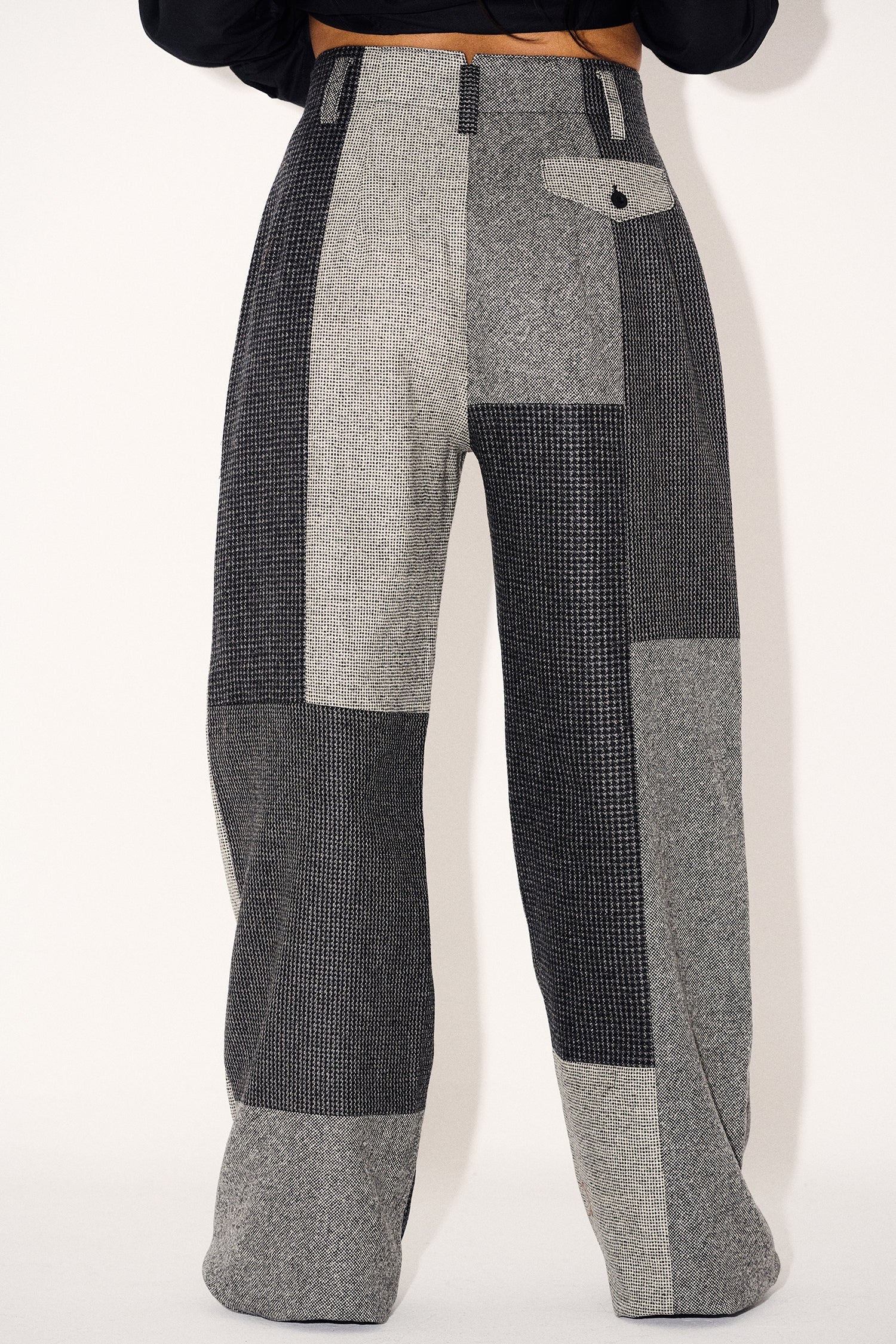 Guadalupe Trousers in Carbón Patchwork Merino Wool