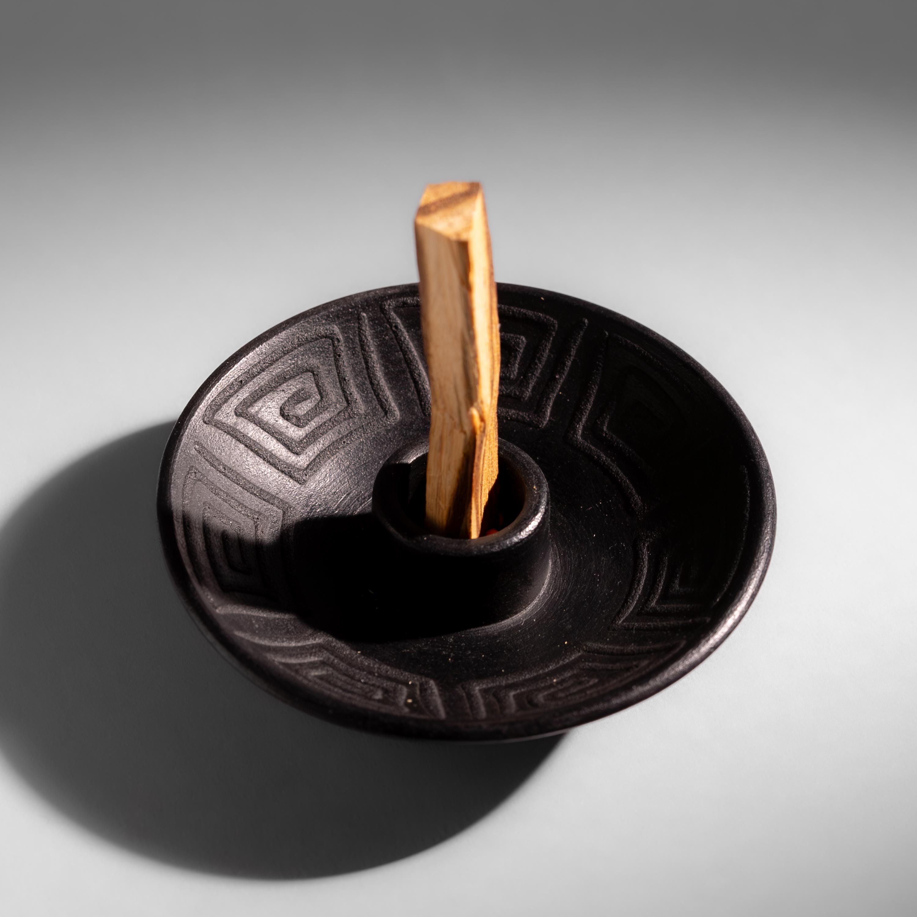 Palo Santo Holder Black Matte (with five Palo Santo Sticks)