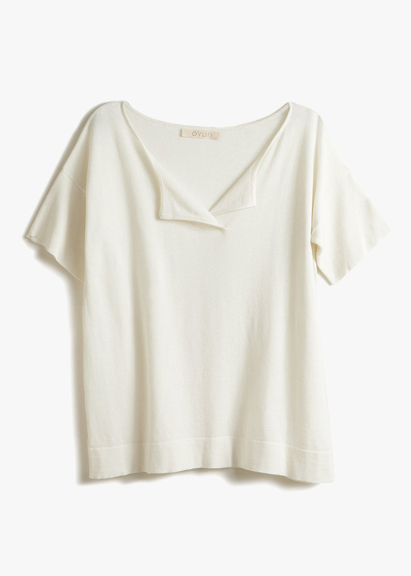 SPLIT NECK SLEEP TEE