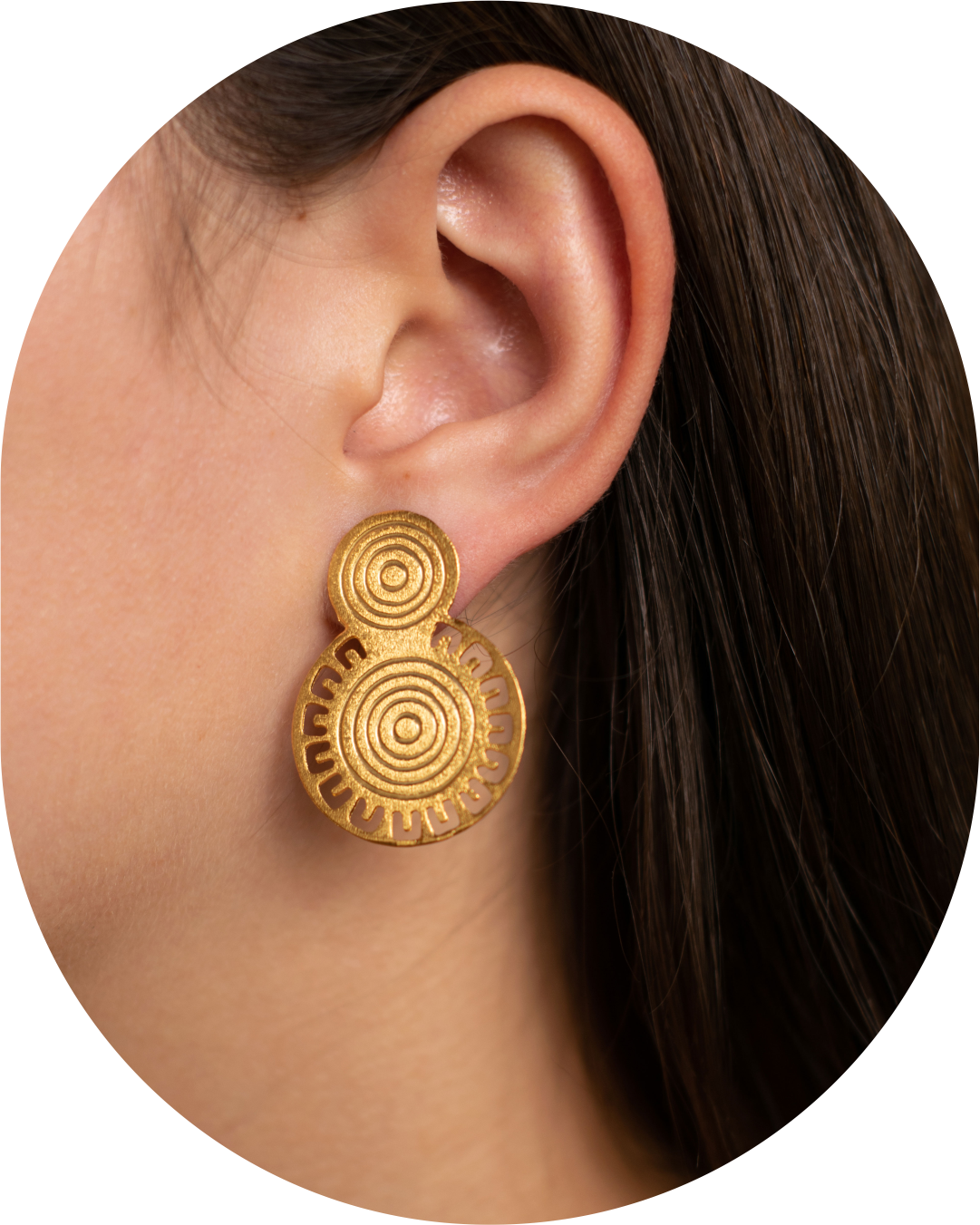 ILAMA Stud Earrings