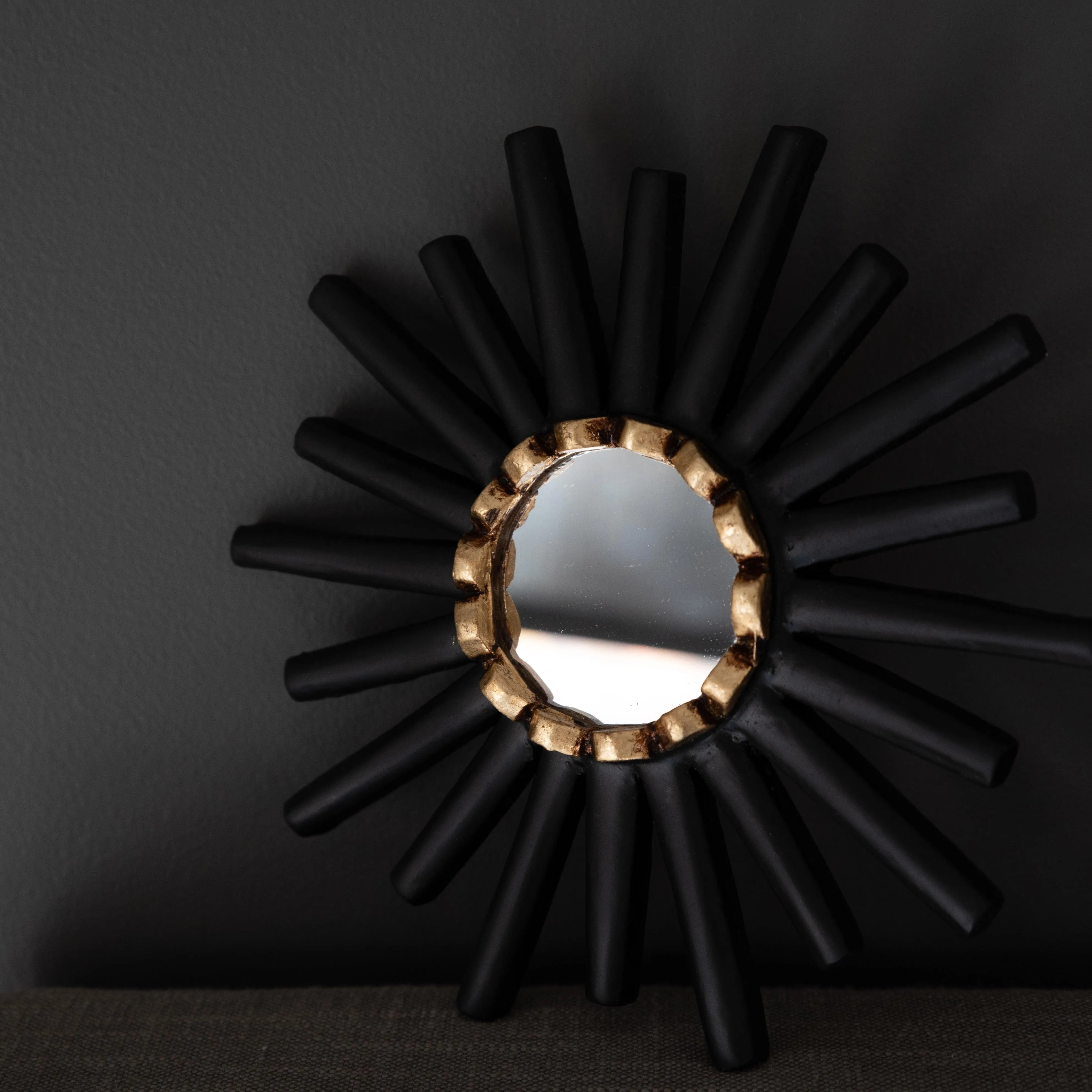 peruvian-wall-mirror-black-sunburst-luna-sundara-5 - Luna Sundara